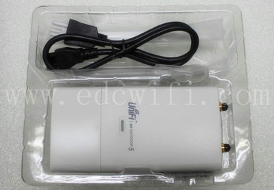 UBNT Unifi AP Outdoor 5 300M 5.8G 500mW UAP 專業(yè)戶外無線AP解決方案